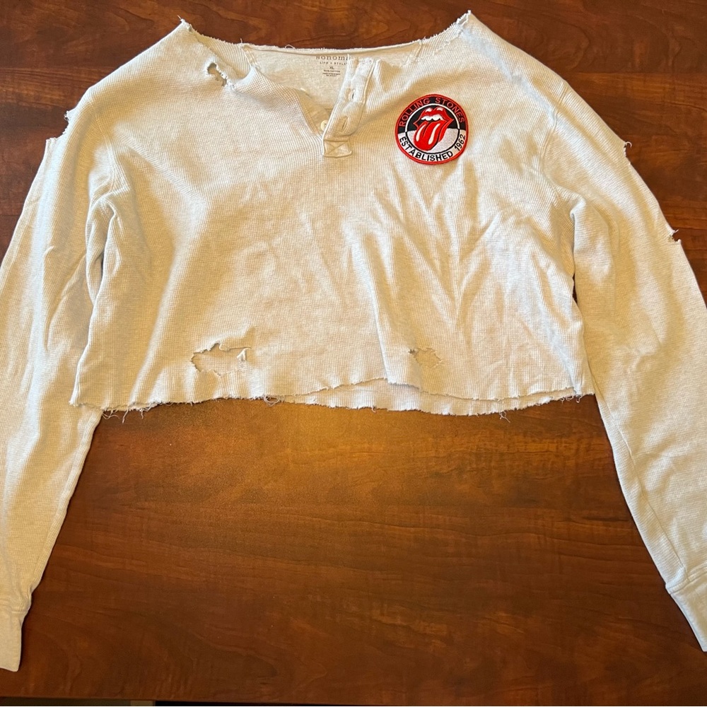 Cropped band tee!